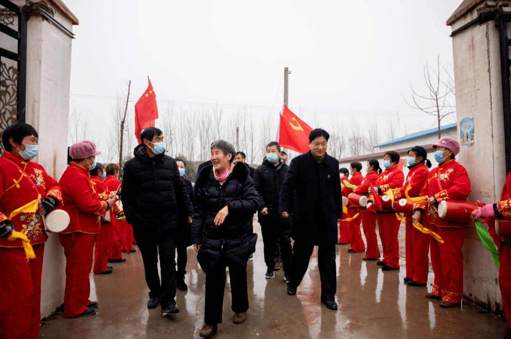 周口联营室内设计学院"助力乡村振兴"爱心捐赠_彭雪枫_李少辉_侯桥村