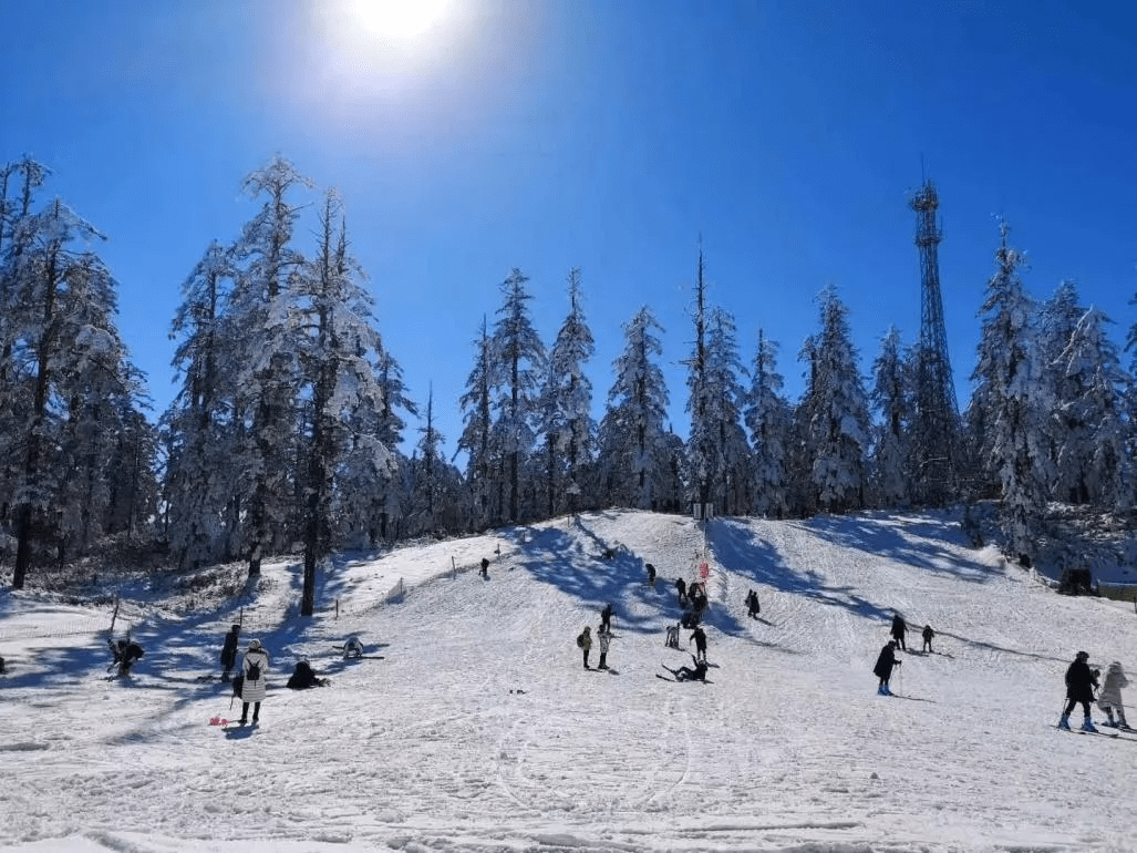 四川滑雪胜地推荐 瓦屋山滑雪场