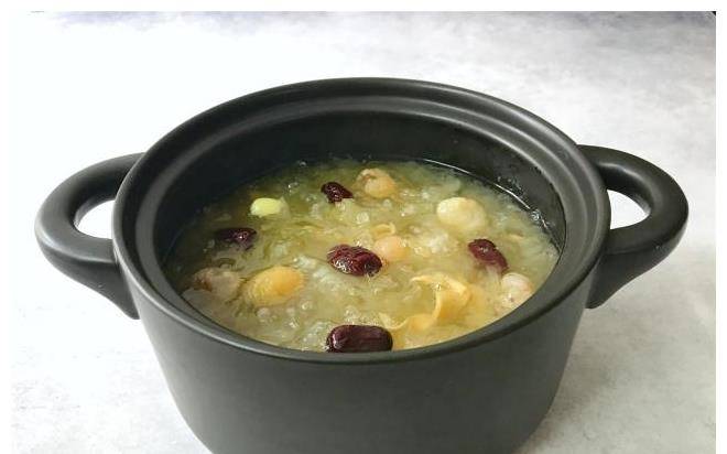 做法女人的天然补品,双重胶原蛋白,每天喝一碗,滋润肌肤,老得慢