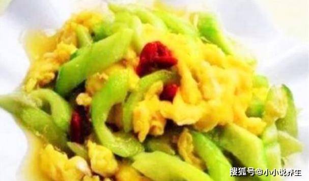 丝瓜配什么炒好吃视频 b3fdbf450a674727a64d9829f2873825.jpeg