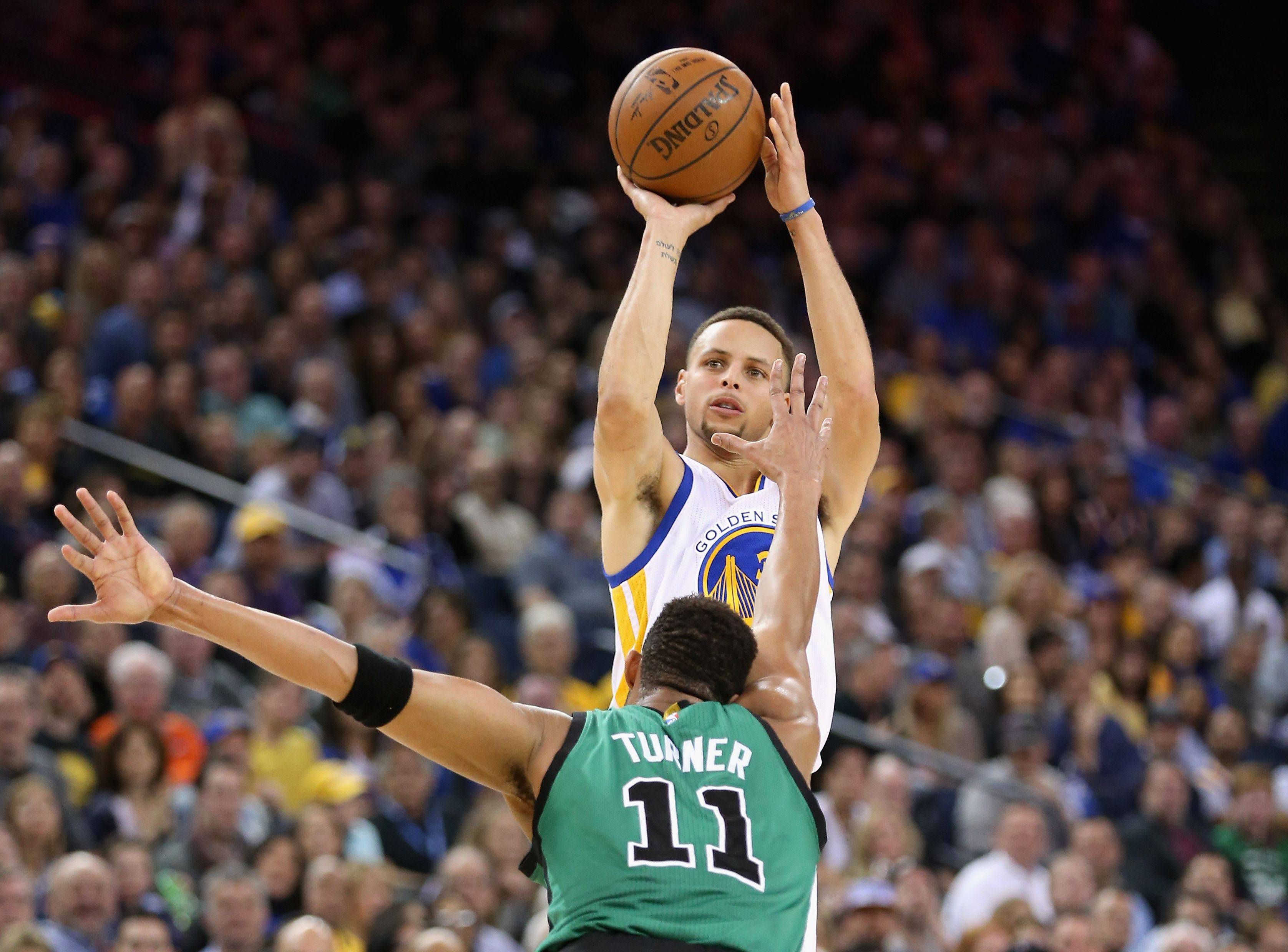 东西部第一轮投票结果公布,票王之争拉开帷幕,联盟:未预料到_库里