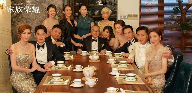 大嫂|《家族荣耀》：多少年没看豪门争家产港剧？张智霖这次演坏人？