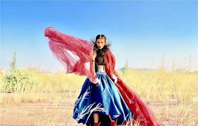 模特走秀视频儿童学习 7ed34d2fbcc54aca8b97d0f7ca088aae.jpeg