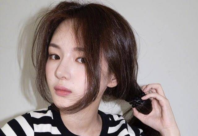 卷发无论什么发型，有3个特点，容易显得拖沓、没气质