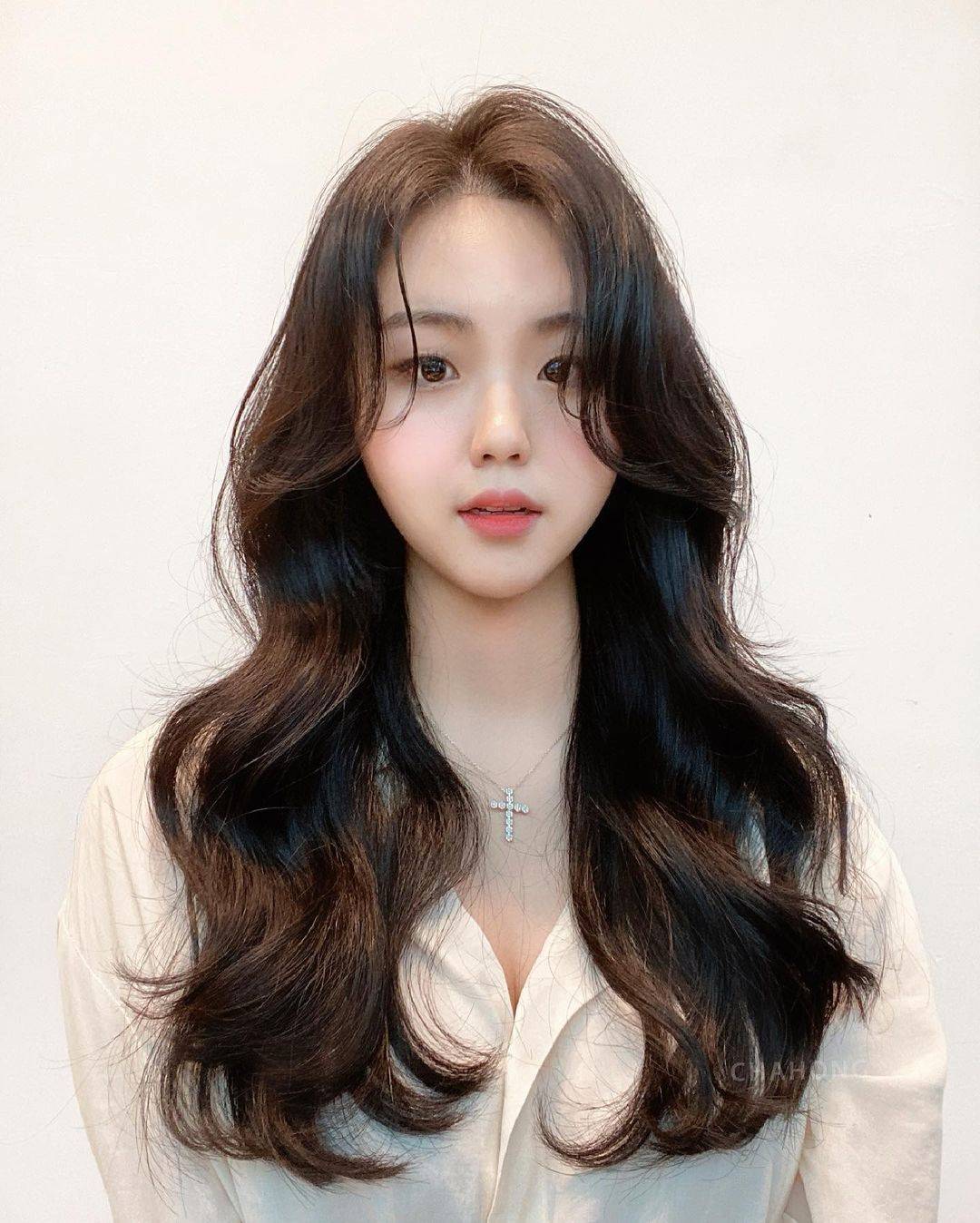 发型女人30岁发型怎么剪？我看好这4种，立体时尚气质好