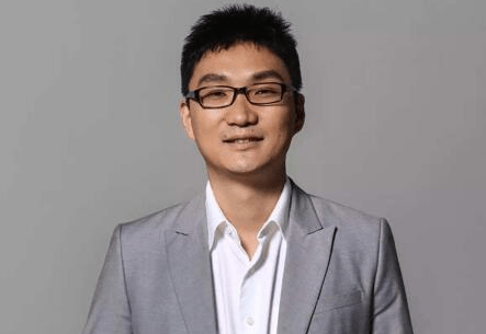 拼多多黄铮:从工人家孩子到身价四千亿,成功就是干好本分内的事_黄峥_段永平_丁磊
