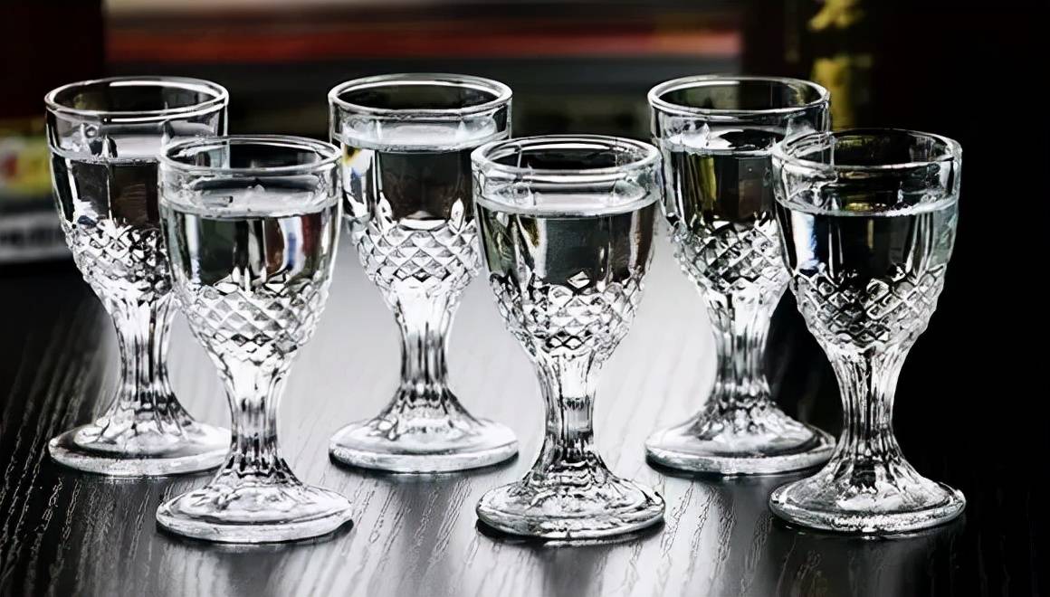 酒过三杯，味人生