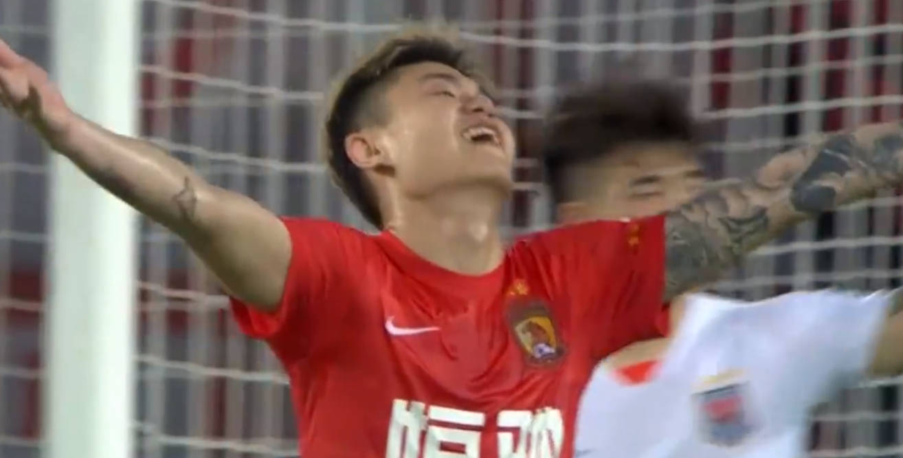 到底怎么样才算越位 1b24c03b9aa740ee9e0cefee39a3a9d7.jpeg