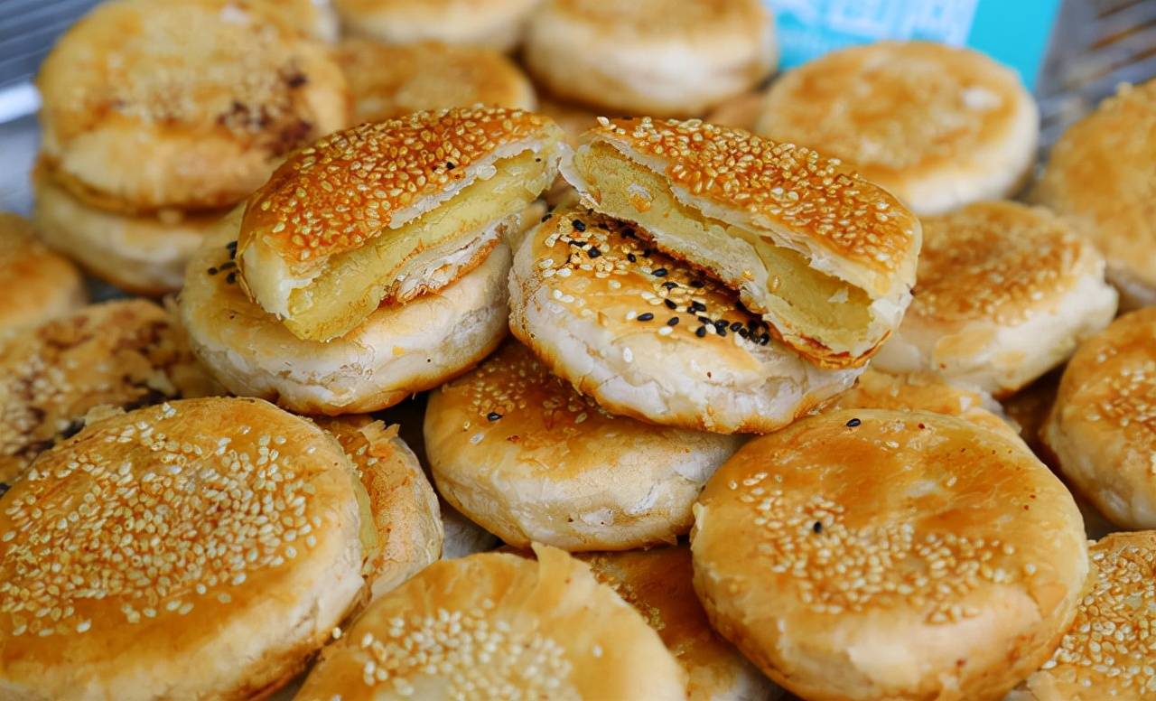 板栗|快过年了，别忘了回家看看，建议带上这5零食，胜过牛奶