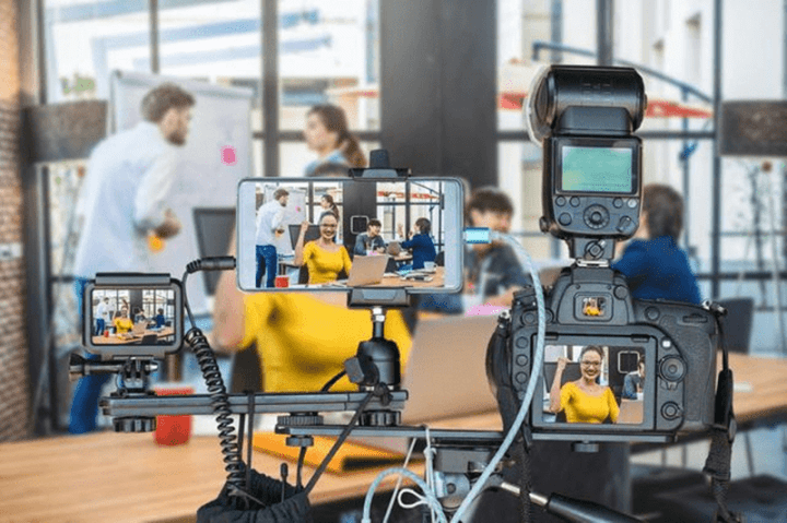 全民短视频时代，有它轻松拍大片，奥川SMART X手机稳定器体验