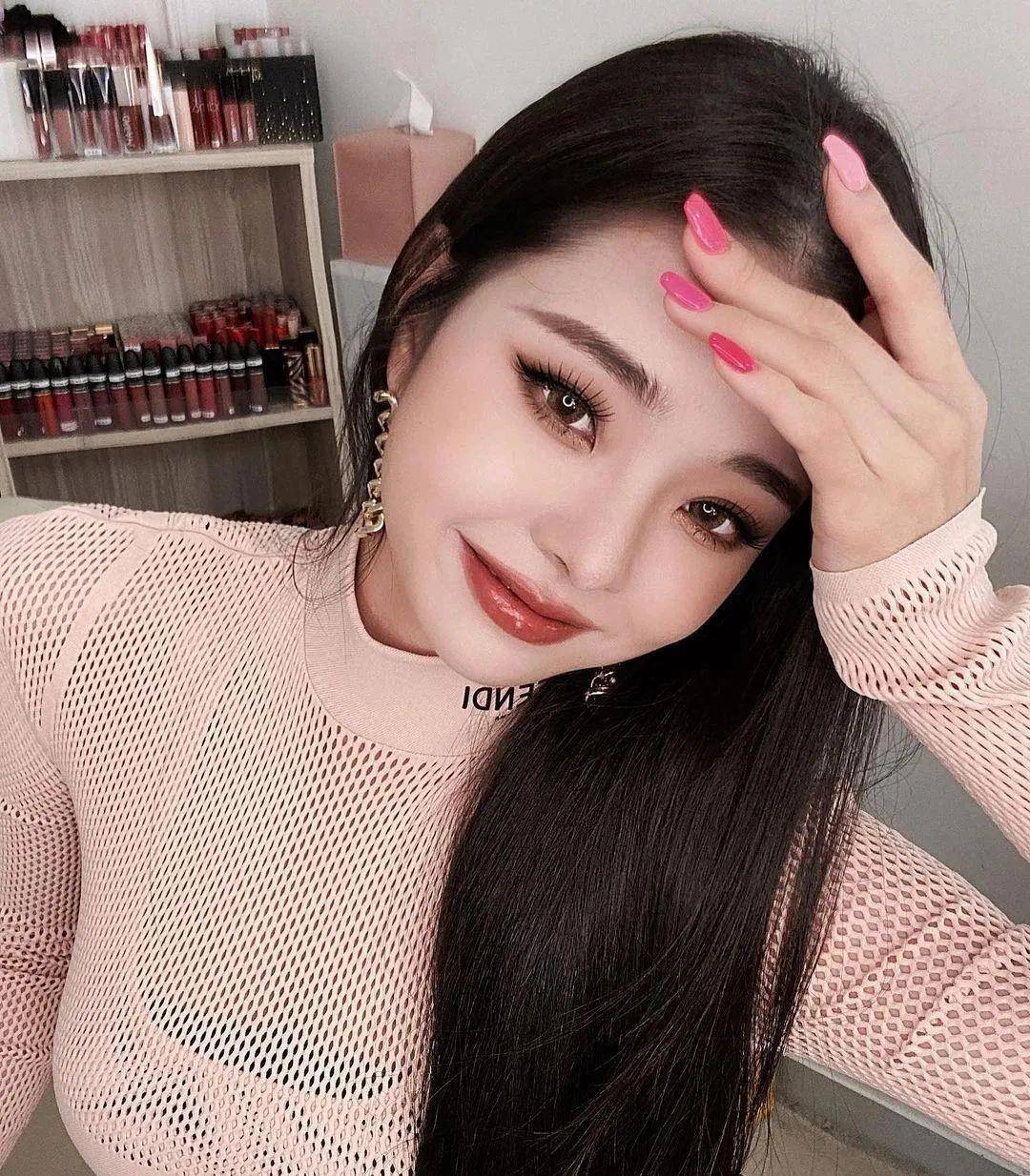 宋智雅|三个男人同时为她着迷,爆红的宋智雅真的是魅力无限吗?