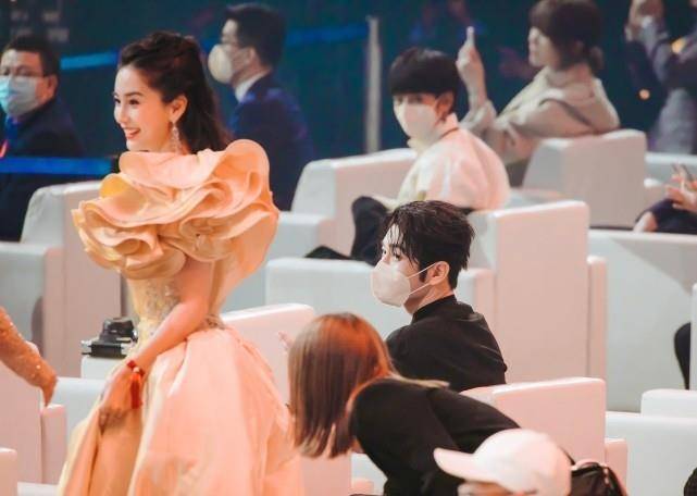 黄晓明和杨颖为什么离婚?真实原因或与这些有关!(2)