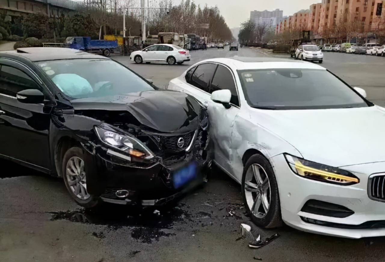 怎么样才能用10万元享受到30万级别的安全答案就是第七代伊兰特