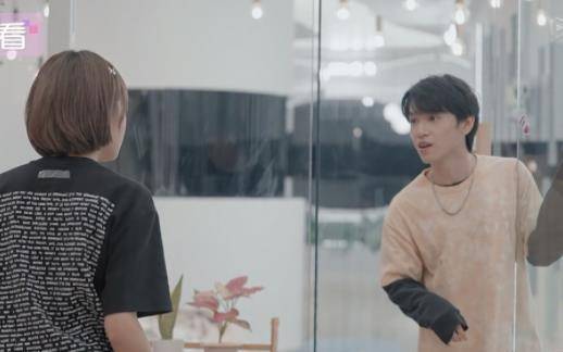 主动|原来我们都误会马董了，他始终对洪成成情有独钟，是女4上赶着