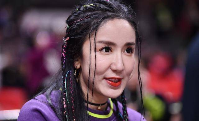 因为10位整容毁掉的女星：有人自己注射食用油，有人上瘾，有人丢了命