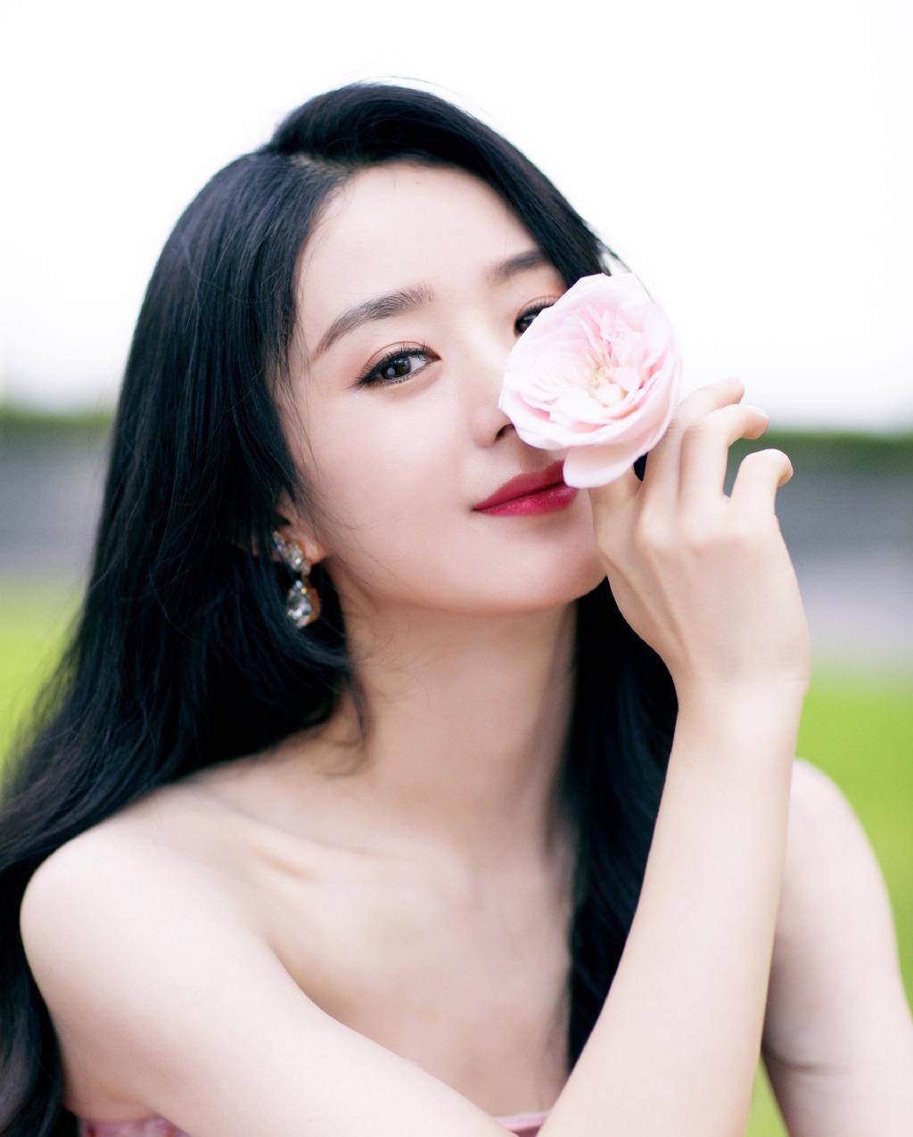 感觉玫瑰女人刘诗诗、刘亦菲、热巴、杨幂等，她们个个都美得惊艳！