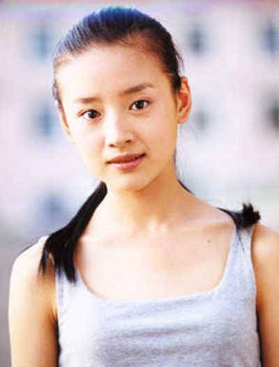 青春女星少女时期惊艳照：陈德容15岁张柏芝16岁徐若瑄18岁惊为天人