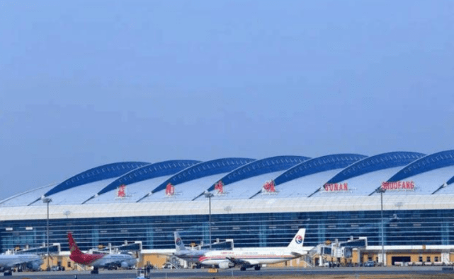 中国唯一没用城市命名的机场，年游客吞吐量近800万，是你家乡吗
