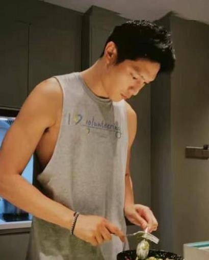 小勺|王子文分享恋爱细节，透露吴永恩会给她做饭，还会留纸条写信好甜