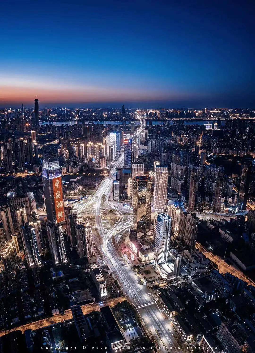 武汉城市更新的精致样本武昌华中金融城的示范地标