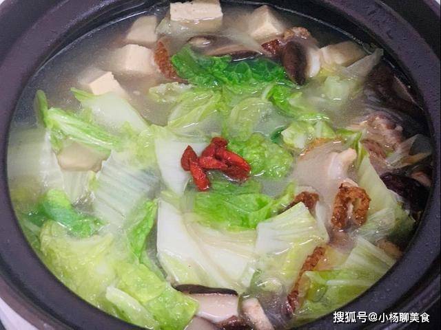 蔬菜|白菜粉条冻豆腐，再来点五花肉，许多北方家庭过冬的滋味