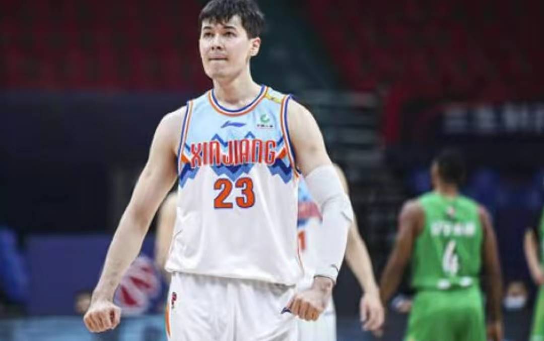 摩尔特里阿不都沙拉木大爆发新疆男篮22分血洗辽宁男篮