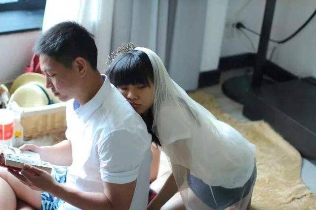 上海夫妻好意帮助儿时玩伴却因合租问题引发伦理悲剧