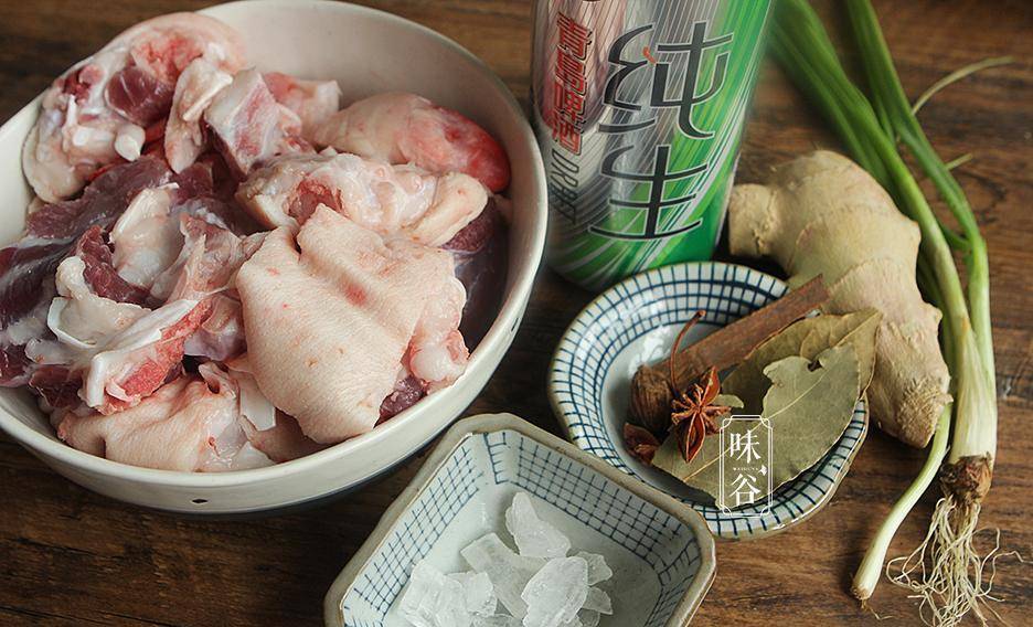 猪脚怎么炖最好吃没油 51d39a7e76094a20ade22d99e812f87a.jpeg