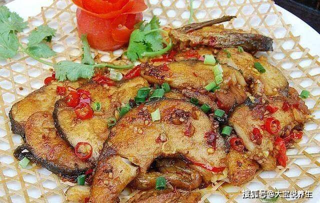 做法|美食推荐:干锅千叶豆腐,玉米番茄猪肝汤,香煎鱼排的做法