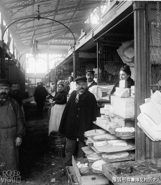 老照片 百年前法国巴黎的商店 还卖着骆驼肉