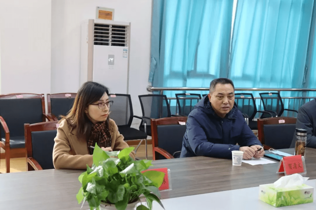 光谷二小校长贺清文作指导性讲话"独学而无友,则孤陋而寡闻".