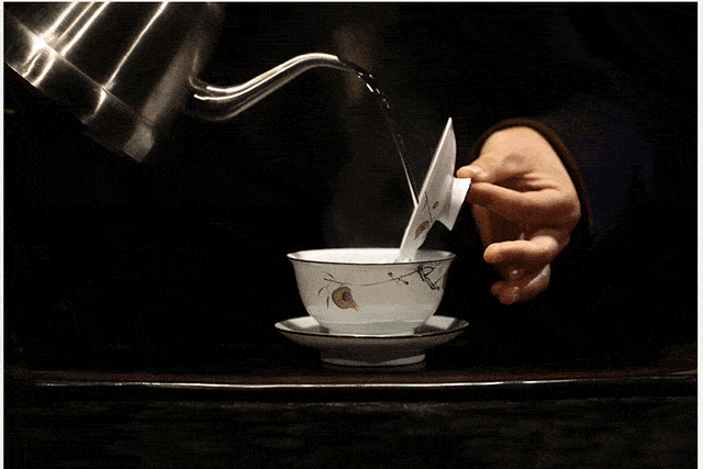 586d86fe66824c85ac5384140e507139.gif