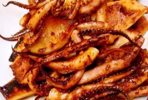 笋烧鱿鱼 c868301c0f1d4bd3895c4aa0b62ee919.jpeg