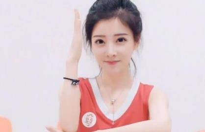 结局|“斗鱼一姐”冯提莫，30岁就这样写好了她的结局