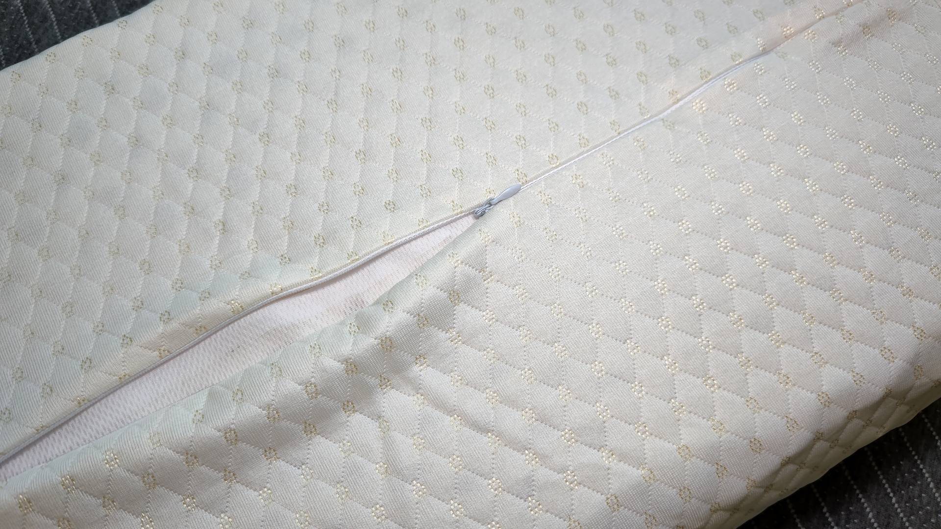 曲线不贵 好用的天然乳胶颗粒枕