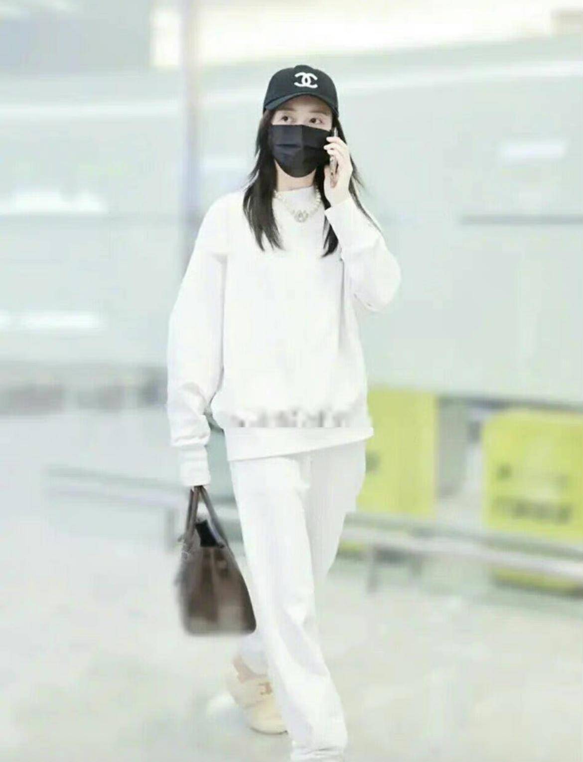 气质穿搭女神秋冬 d463dcda59374bcf8ea66d2b185a3107.jpeg