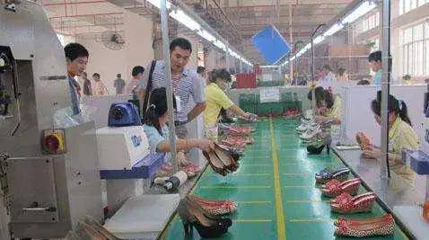 星期六 昔日鞋王,“卖身”当网红!关店之后,这次连工厂都保不住了