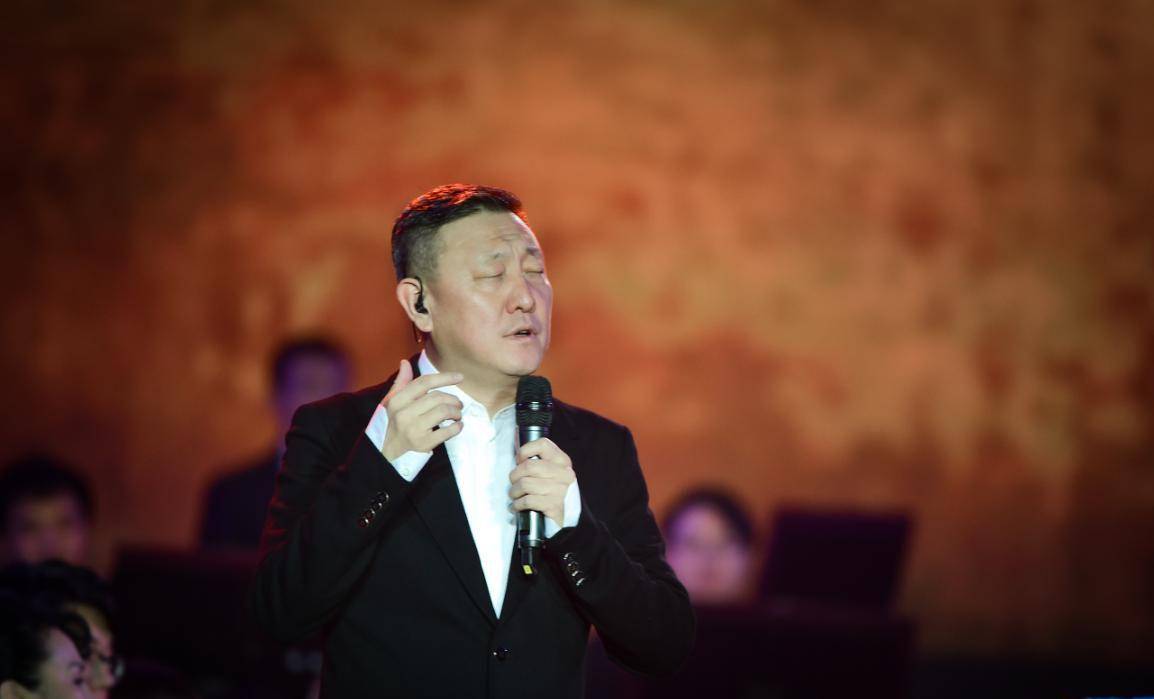 都熟|除《人世间》外,梁晓声的这两部改编作品也值得看,主题歌你都熟