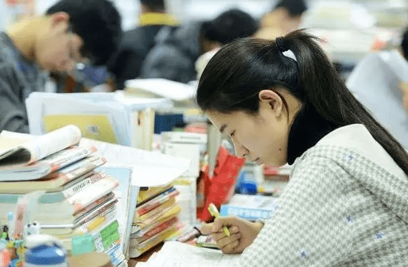 如何正确的教育学生 6a9d3da8143b4207b4b0e855ca5bbab1.png