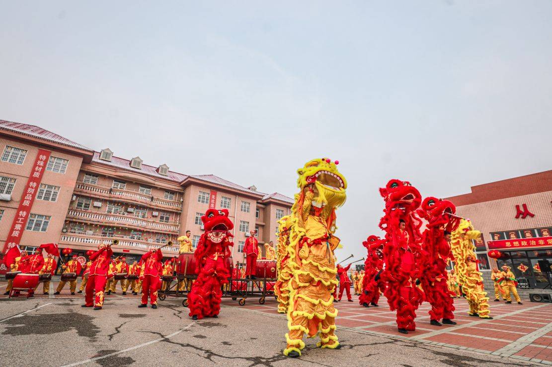 年味|激越鼓点扬豪情 步履铿锵贺新春