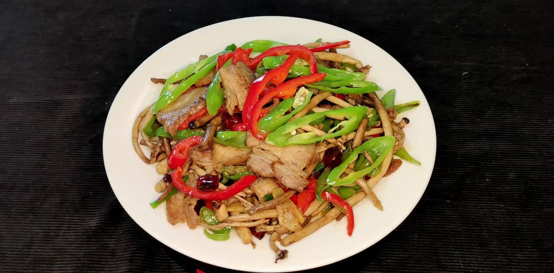 姜片|強身健體 茶樹菇炒肉，不加味精自來鮮 抗氧化 增強體質(zhì)防感冒