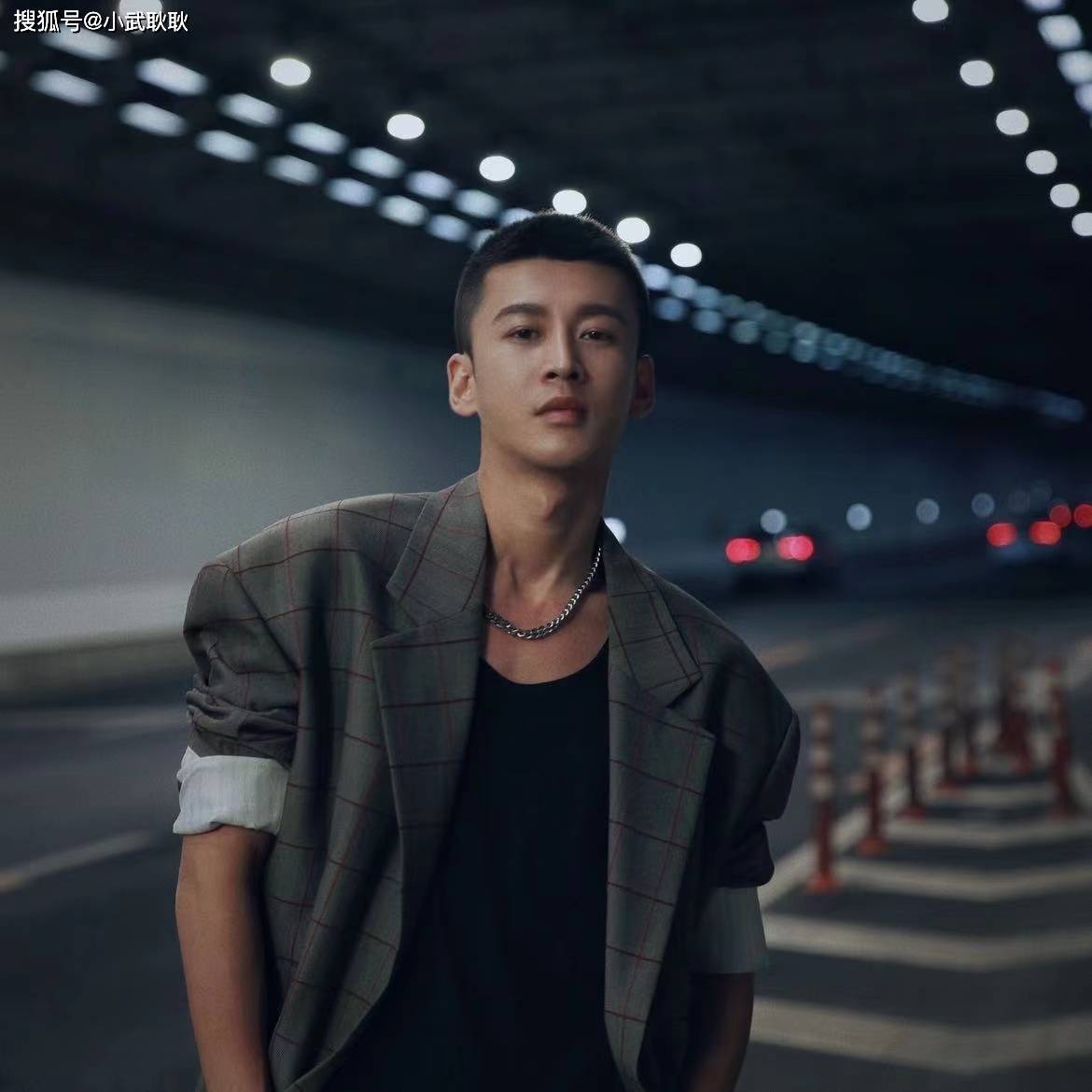 金贤正拜托了别宠我第二季热播腹黑冷萌皇帝柠檬精附体再引爆笑