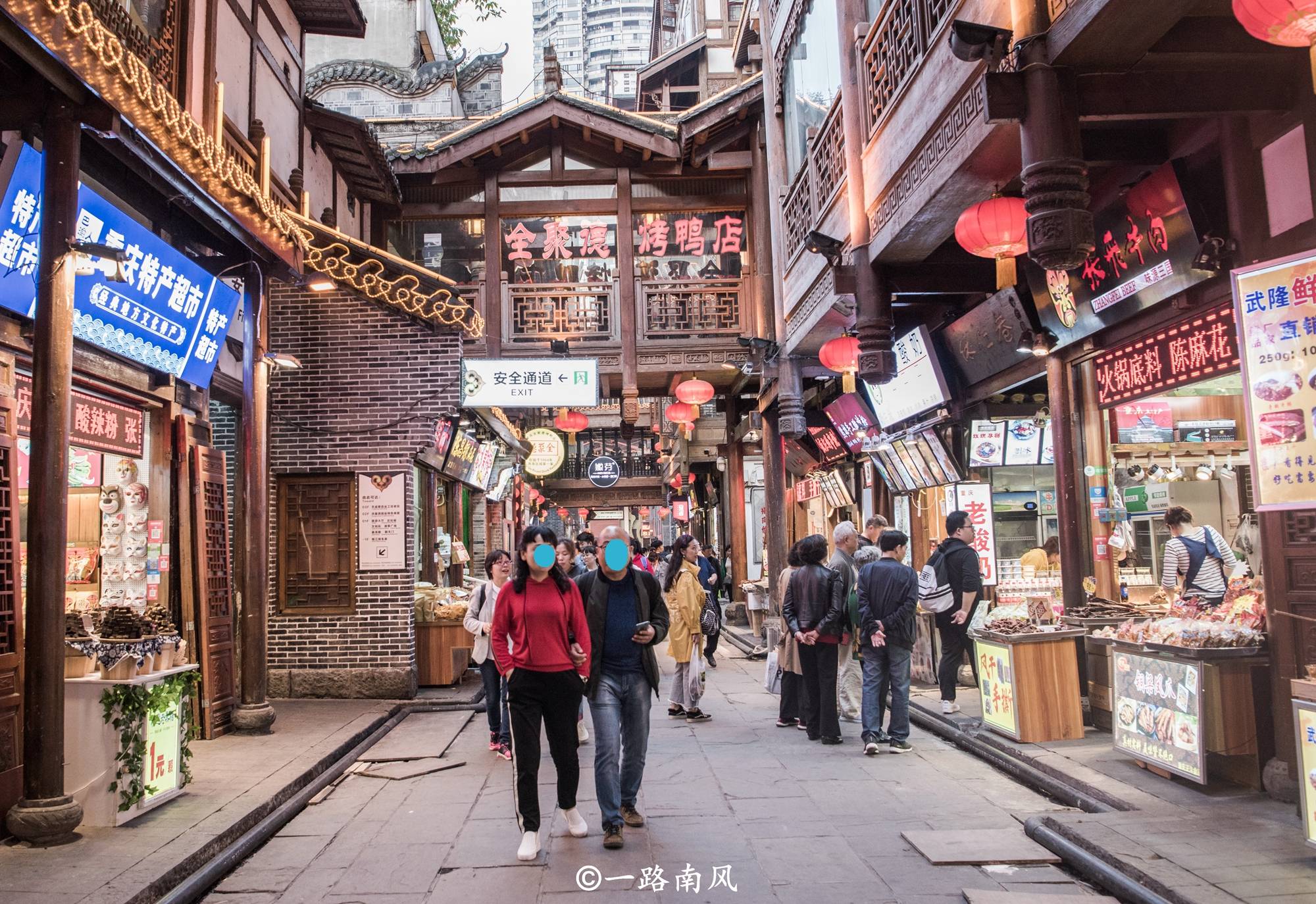 景点|一到春节假期，重庆这些景点就人山人海，旅游热度高涨