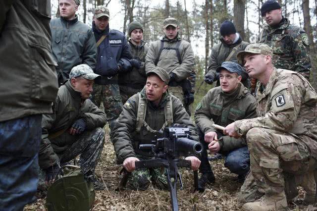 美率领11国雇佣兵进入乌克兰手把手训练乌士兵