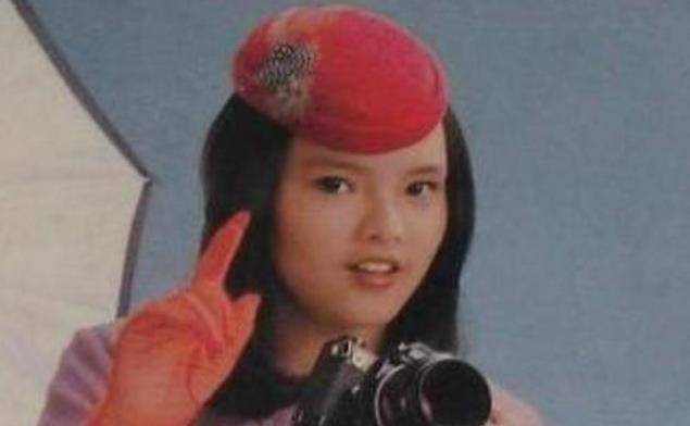 柠檬精无奈只能签约整个组合