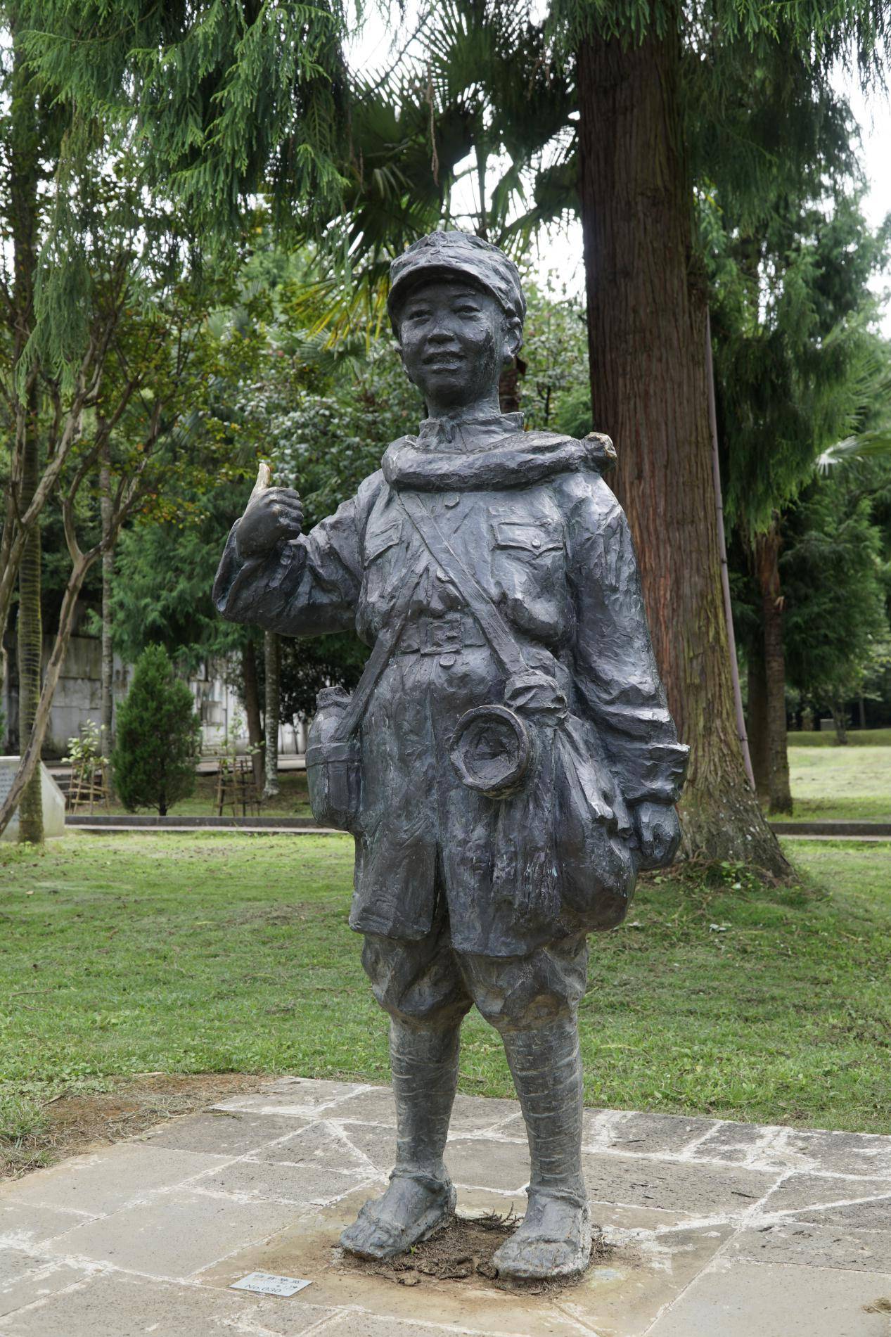 中国最早的抗日烈士陵园,云南腾冲国殇墓园_张问德_阵亡将士_集团军