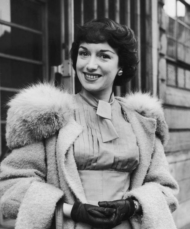 帕翠茜娅·柯克伍德朋友是交了,但也间接性地生成了一段孽缘.