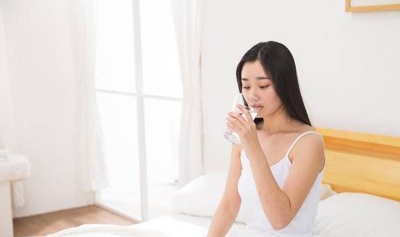 养分|减肥期间，早起做到这5件事，减脂速度快2倍！