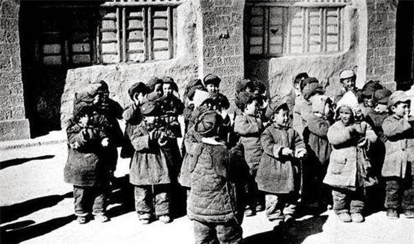 原创刘伯承之女刘华北6岁在托儿所被暗杀死前说叔叔我认识你