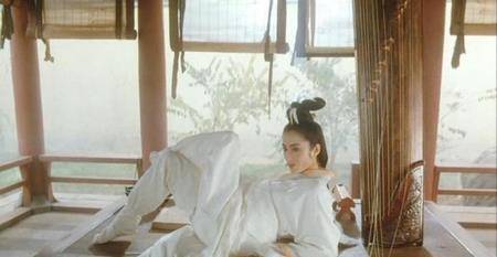 秒杀|王晶版《倚天》:老版本名场面被净化,成昆秒杀巅峰时期周芷若